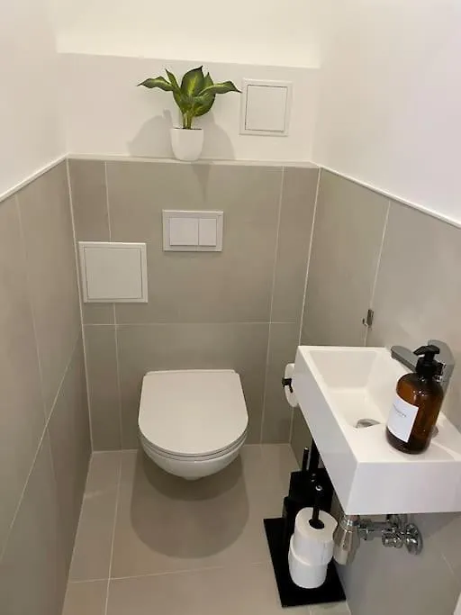 U4 Spittelau-Tr9 Apartment Vienna 0*,  Austria
